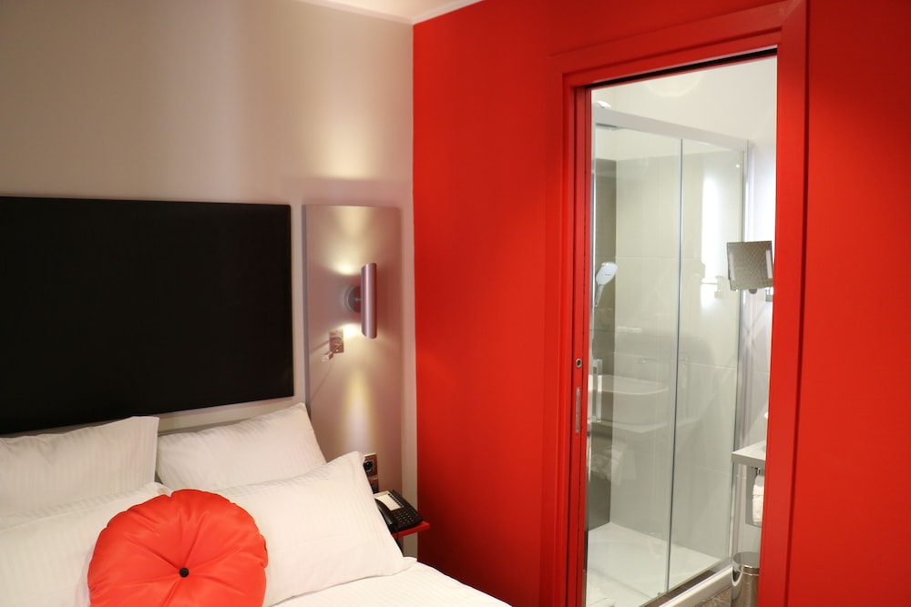 SUPERIOR, DOUBLE BED