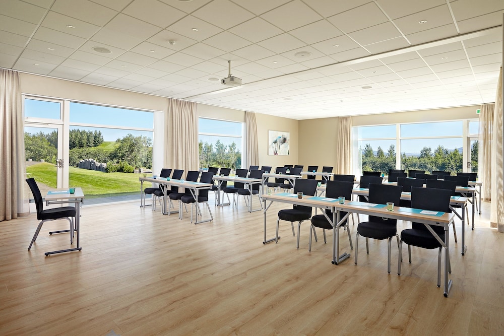ICELANDAIR HOTEL HAMAR 42/68