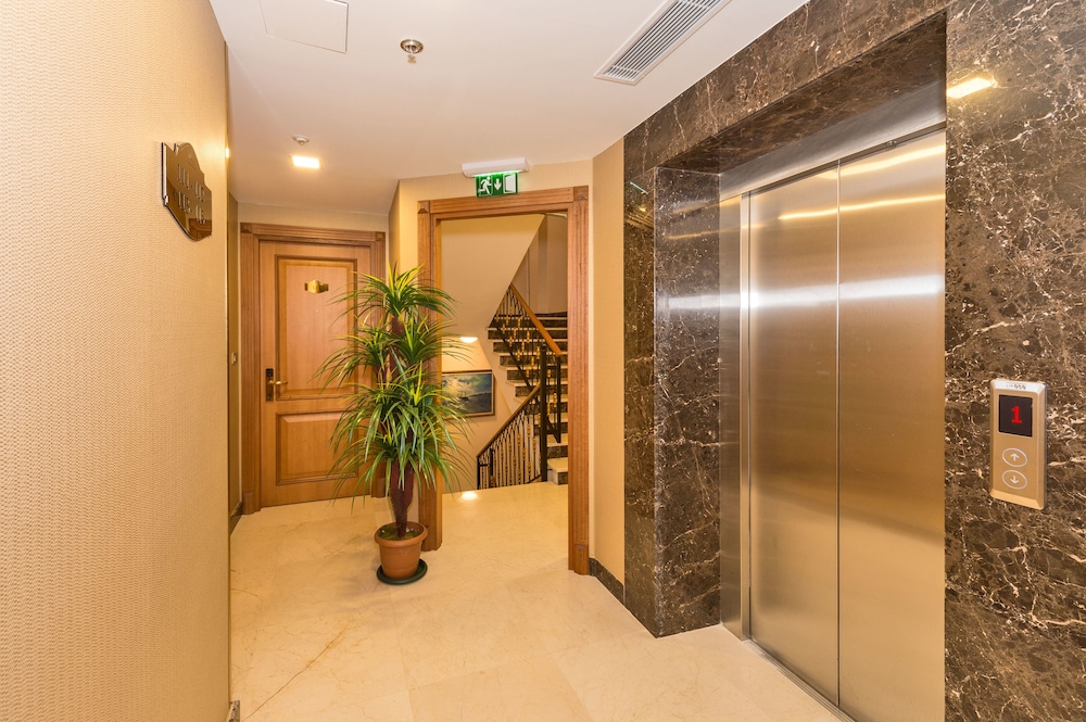 Lobby at Aprilis Gold Hotel, ISTANBUL