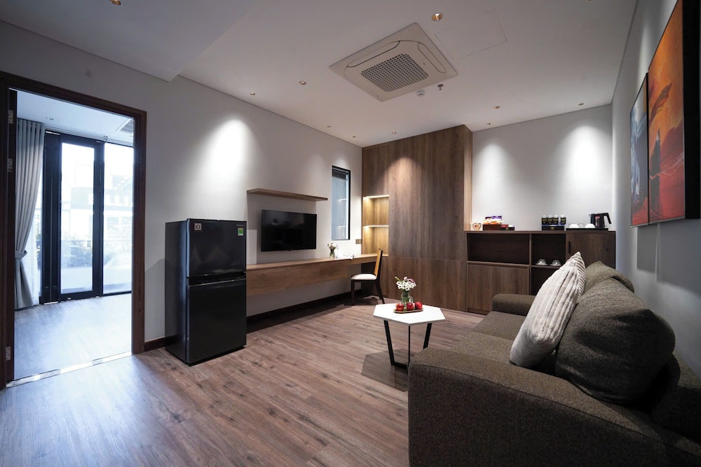 The Dream Suite 31/50