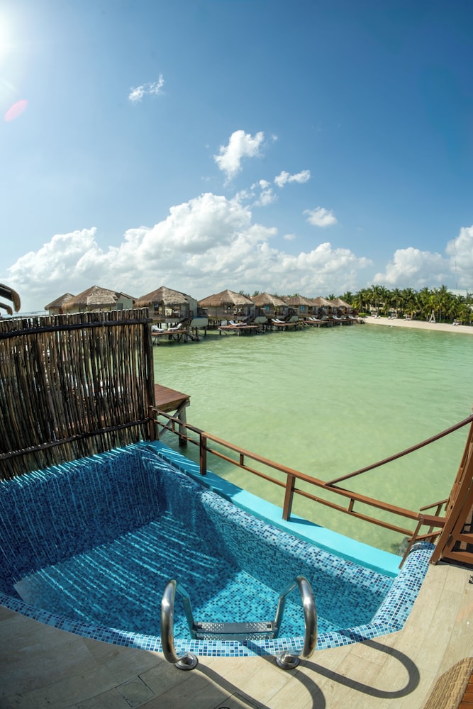 Palafitos Overwater Bungalows at El Dorado Maroma All Inclusive 23/49