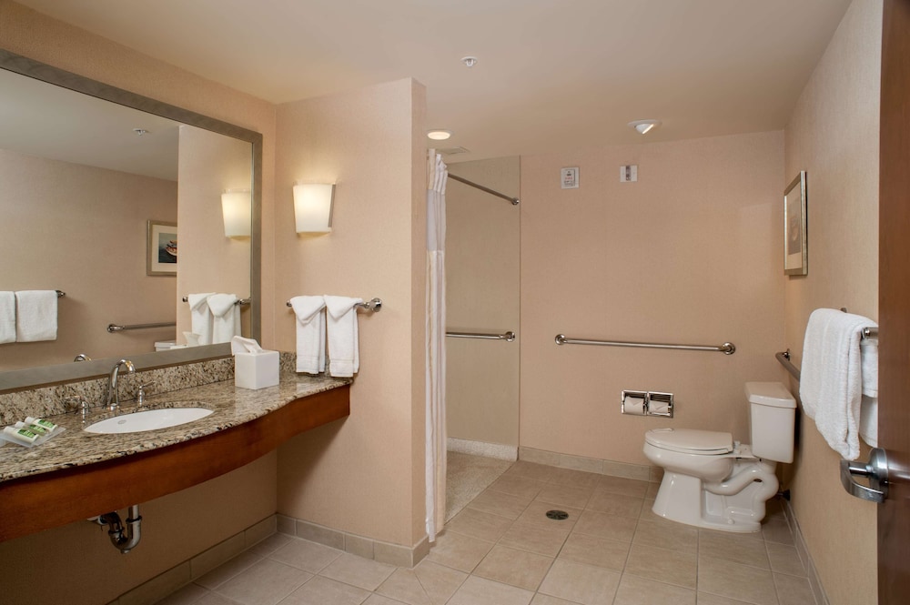 Hilton Garden Inn Portland Downtown Waterfront 11/41