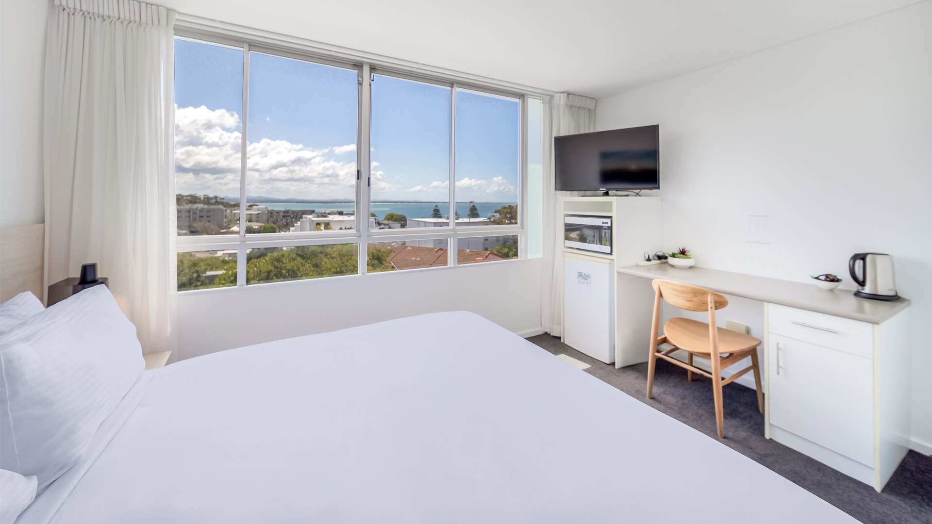 2 Bedroom Bay View Apartment