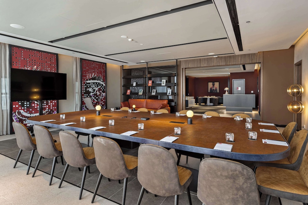 Radisson RED Danang 37/50