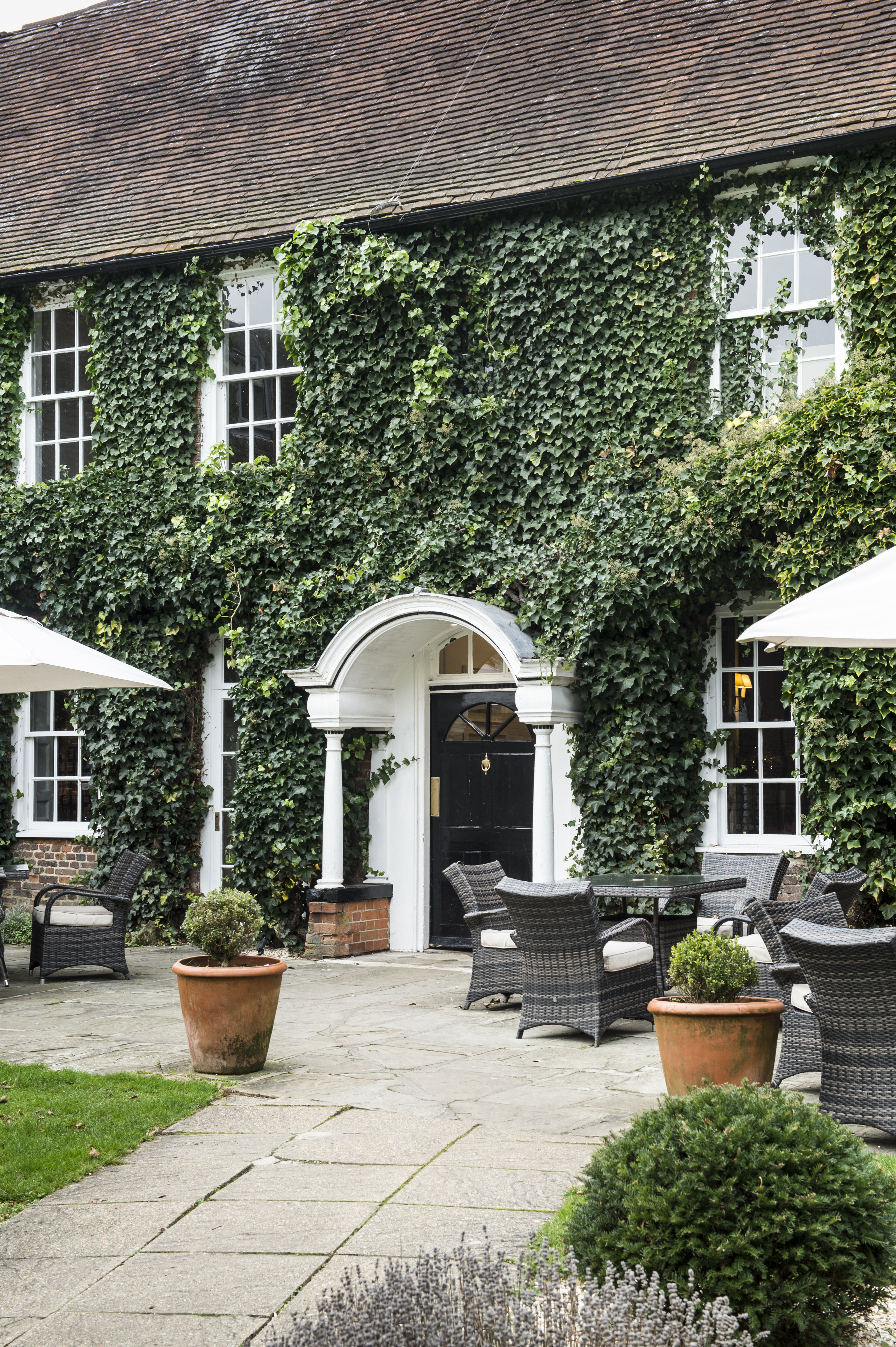Bush Hotel Farnham in WAVERLEY