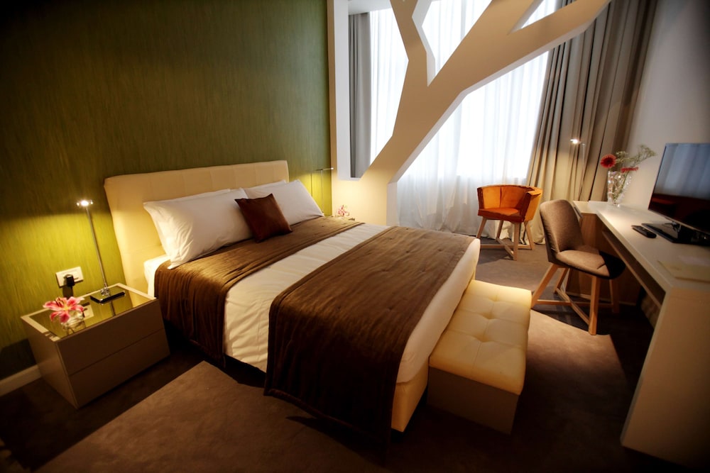 Best Western Premier Ark Hotel 6/32