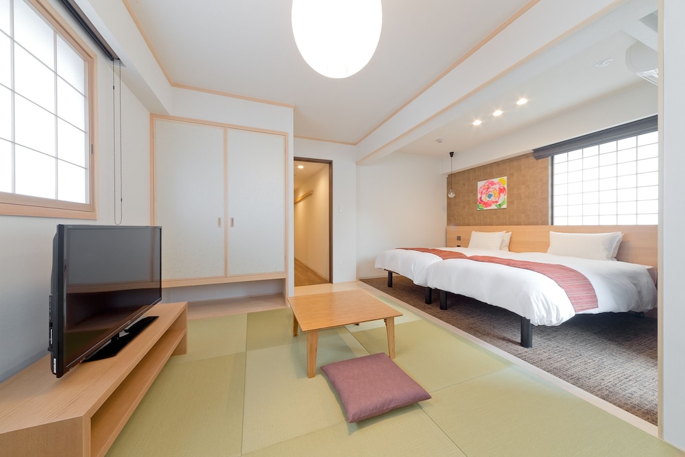 DELUXE, TWIN BEDS, TATAMI