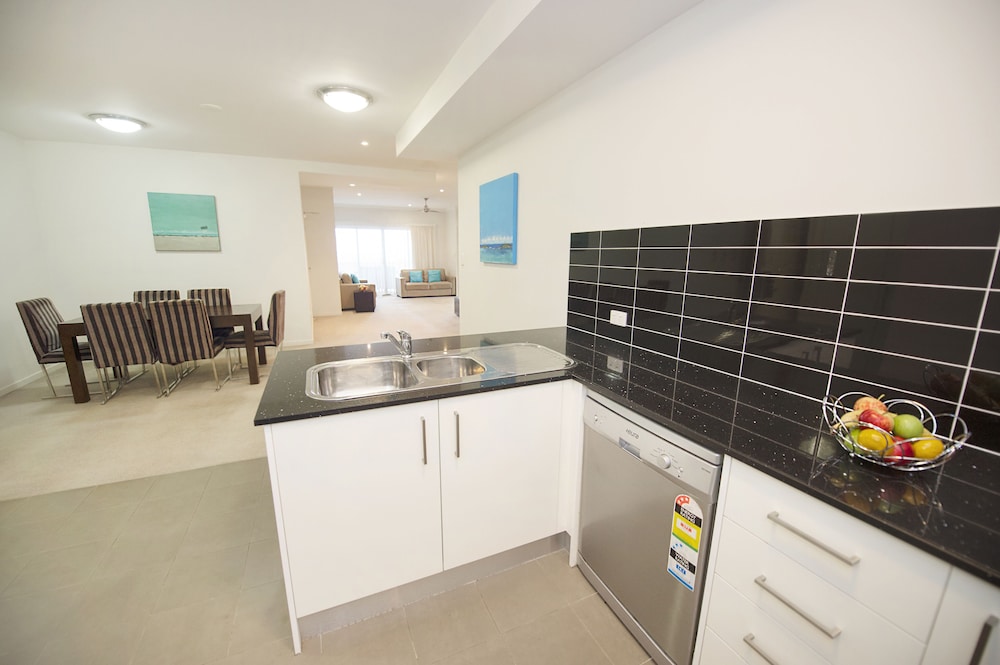 GLADSTONE CITY CENTRAL APARTMENT HOTEL 25/46