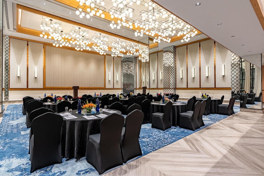 Radisson Hotel Prayagraj 42/50