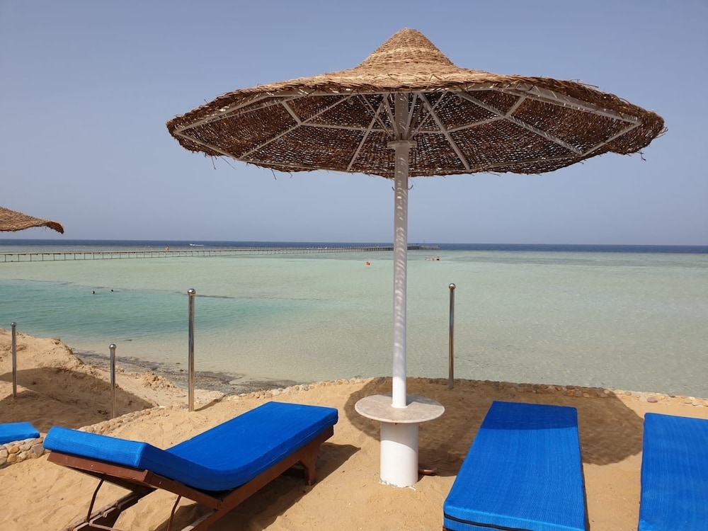 BLUE REEF RED SEA RESORT 11/14