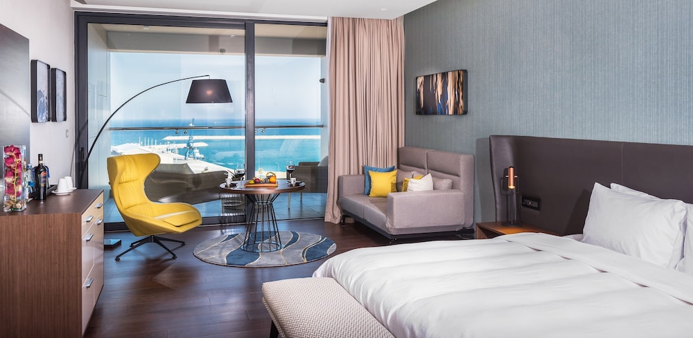 Radisson Blu Hotel Larnaca 34/74