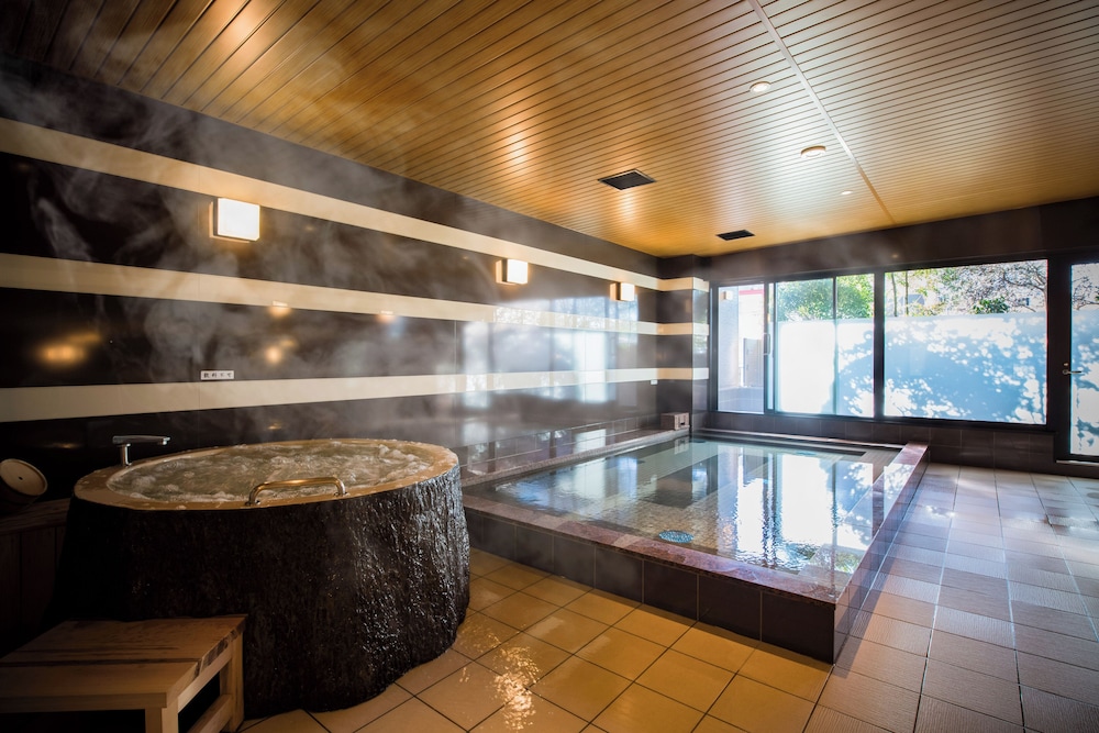 Dogo Onsen Yachiyo 24/37