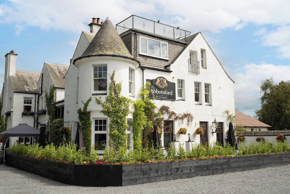 Abbotsford Hotel 37/50