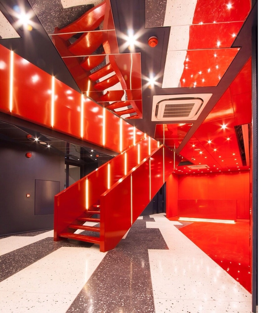 Klub Hotel Bangkok 57/65