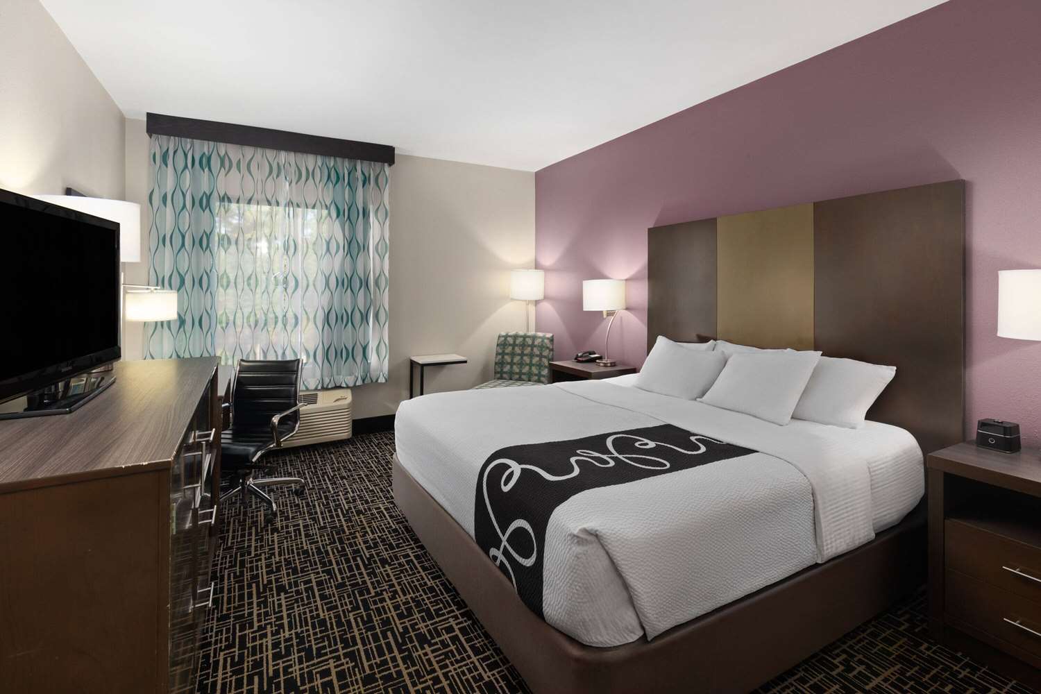 La Quinta Inn & Suites by Wyndham Snellville-Stone Mountain 4/19