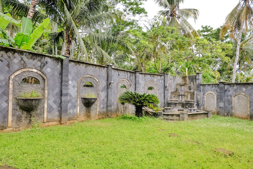 OYO 2643 Hotel Graha Prima 37/50