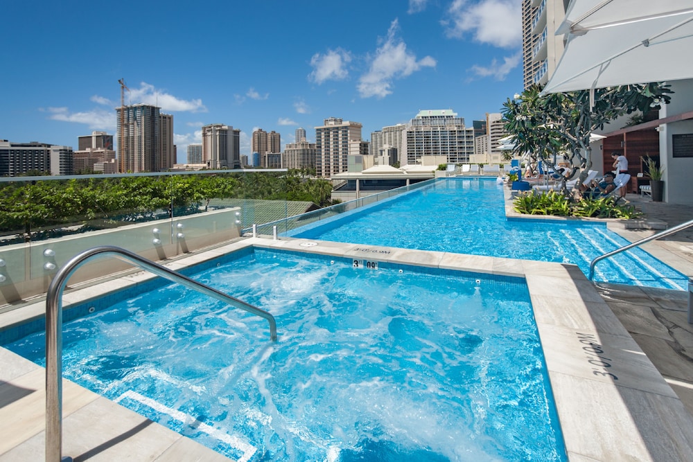 Real Select at the Ritz Carlton Residences, Waikiki Beach 28/50