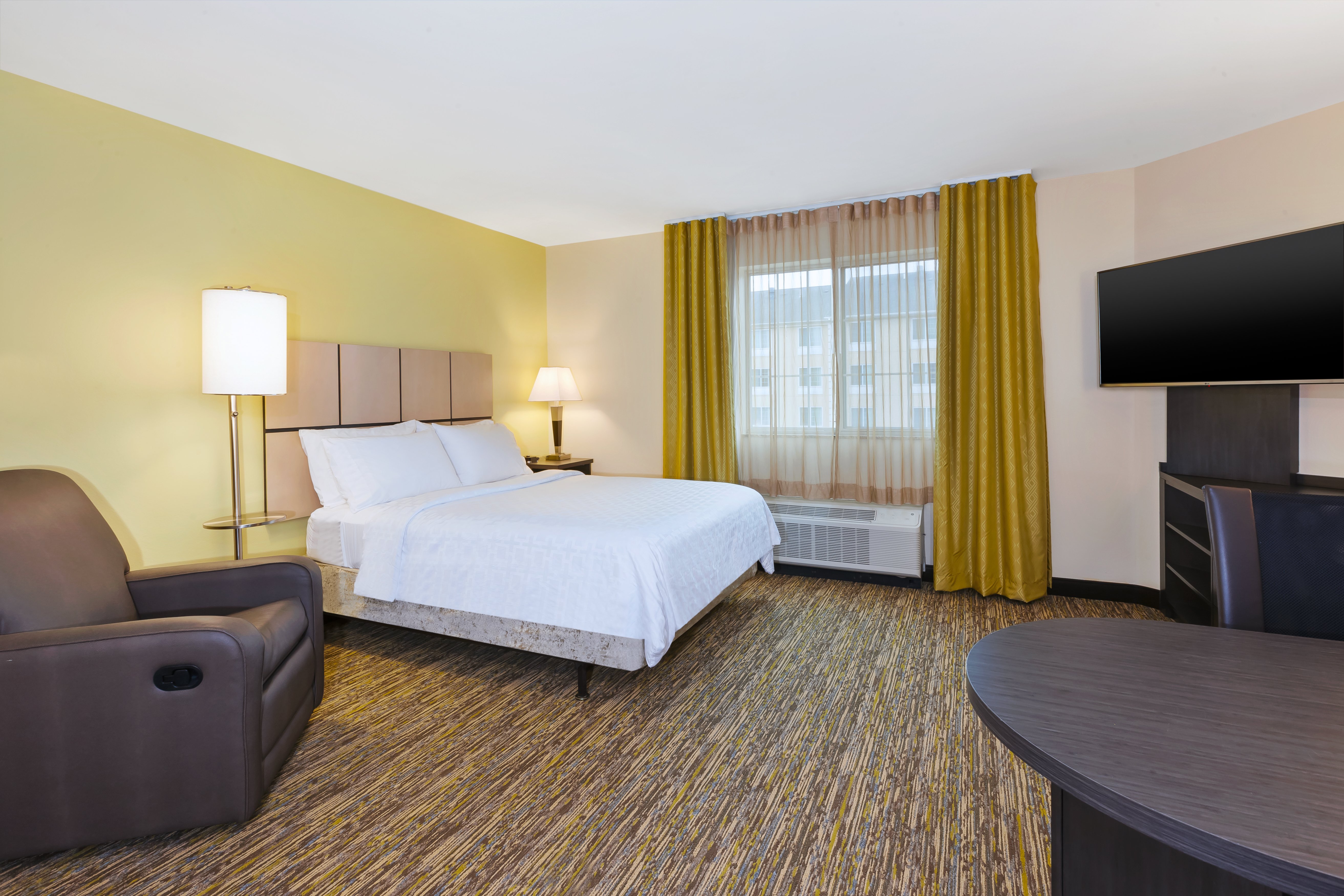 Candlewood Suites Morgantown Univ West Virginia 18/61