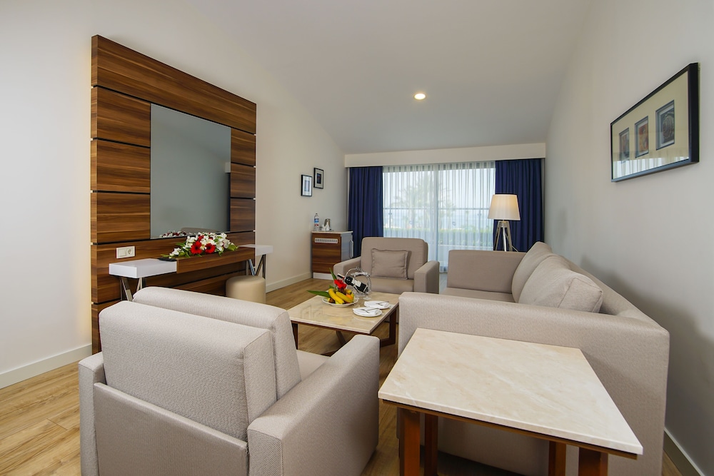 Limak Atlantis Deluxe Hotel & Resort 28/46