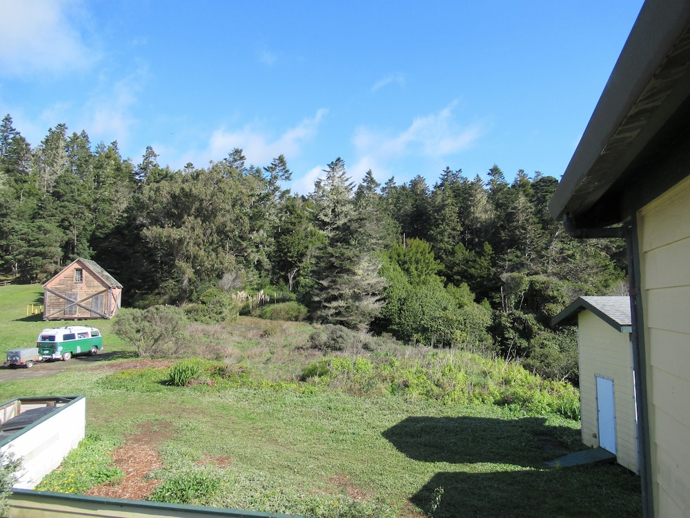 Gualala Country Inn 25/45