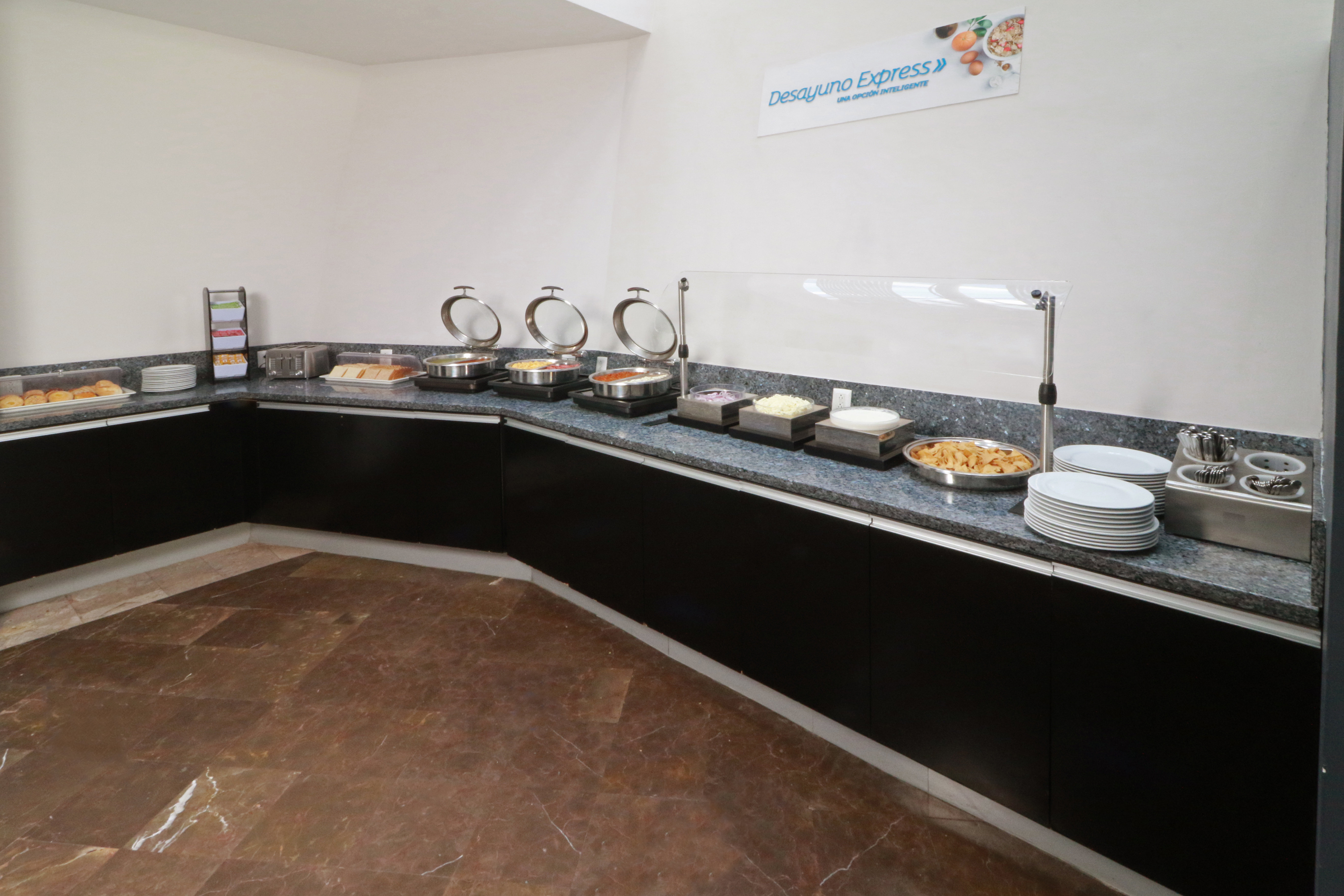 Holiday Inn Express San Luis Potosi 33/80