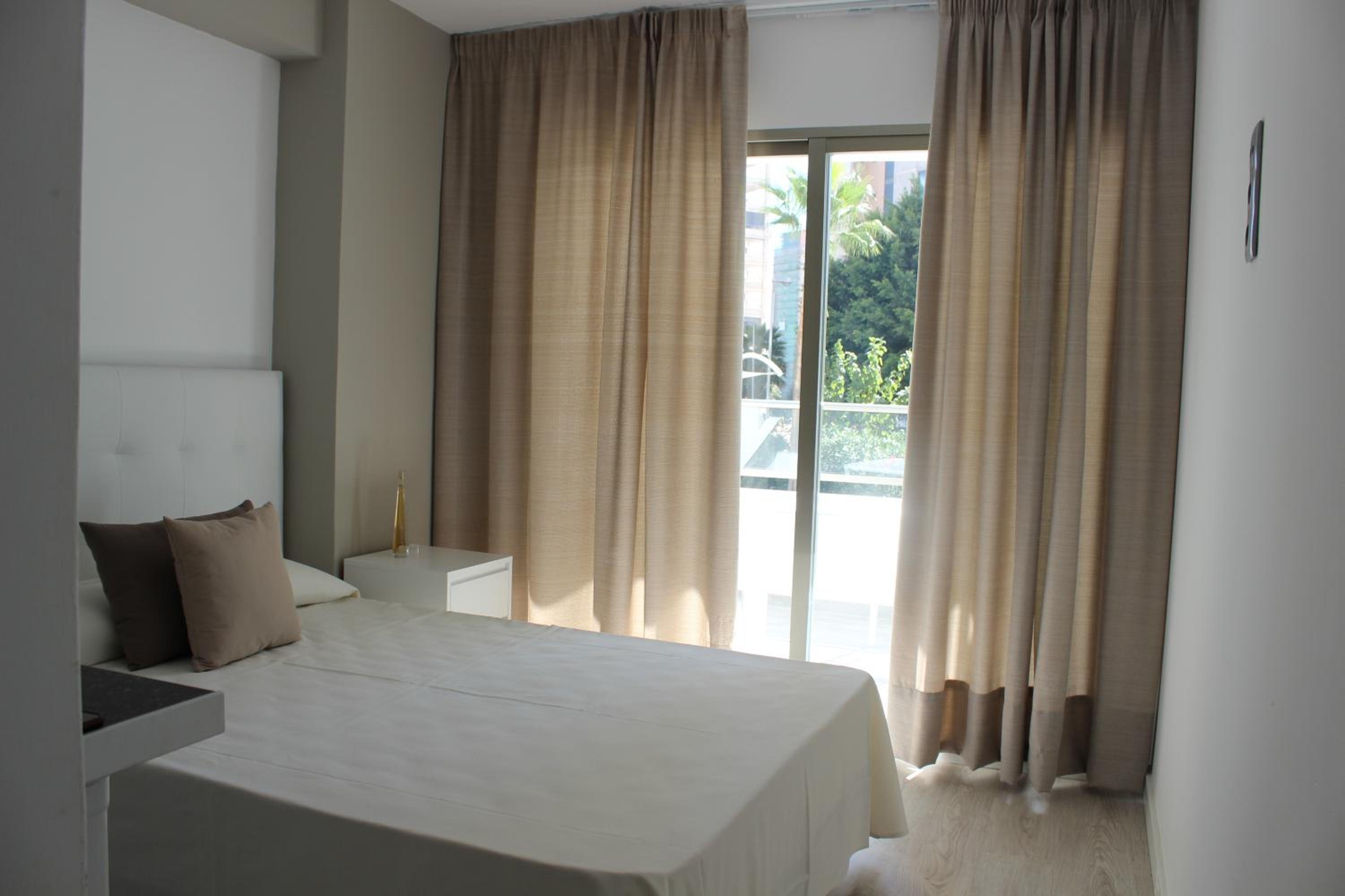 استوديو، Flamingo Beach Resort 5/9