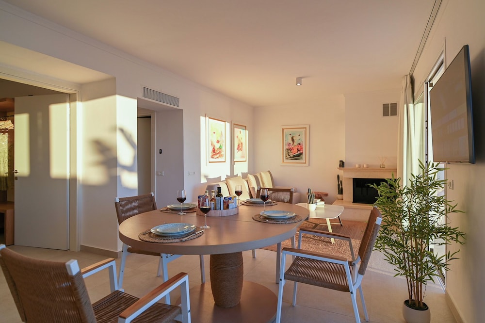 Achillion Luxury Corfu Villa 47/55
