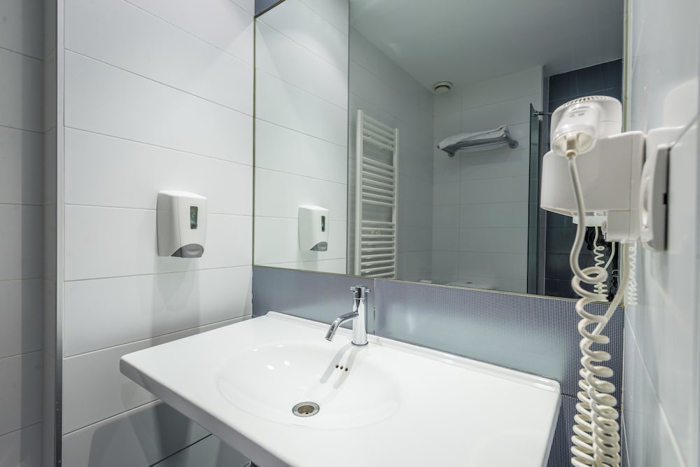 280 Hotel Formerly Premiere Classe Zaragoza 280 20/54