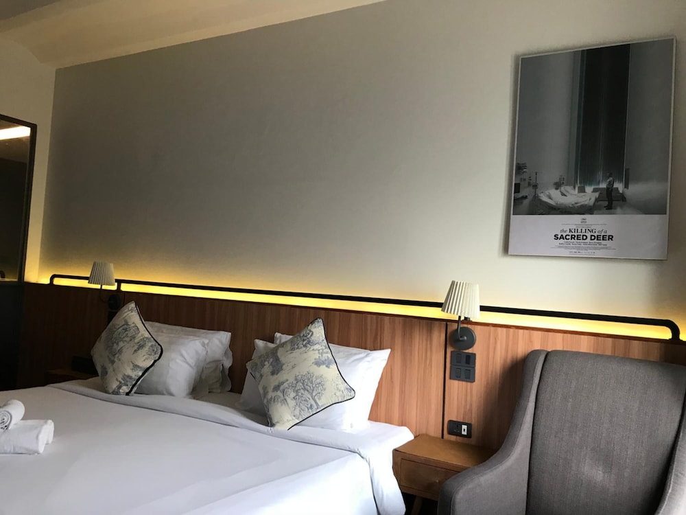 Hotel Noir 25/51