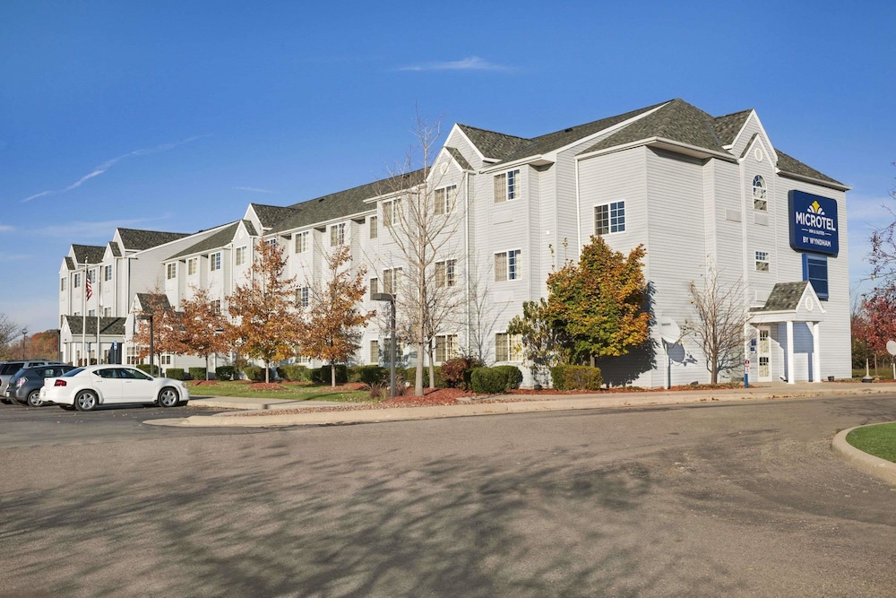 Microtel Inn And Suites Ann Arbor Plymouth Rd 1/39