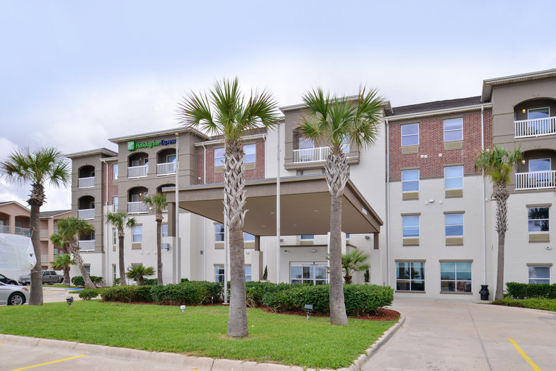 Holiday Inn Express & Suites Corpus Christi-N Padre Island 42/48