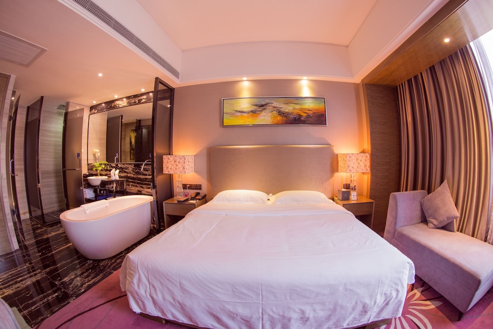 La Perle International Hotel 15/50