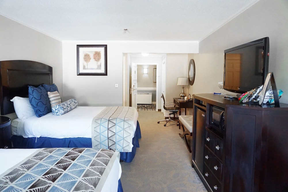 LITCHFIELD INN 10/74