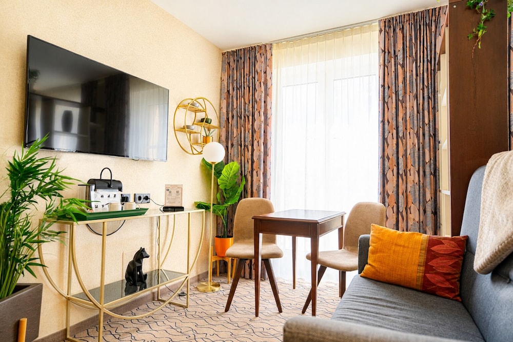 KING's HOTEL CityStay 58/84