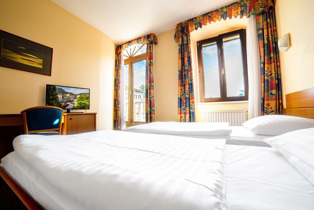 Hotel Sabotin 10/35