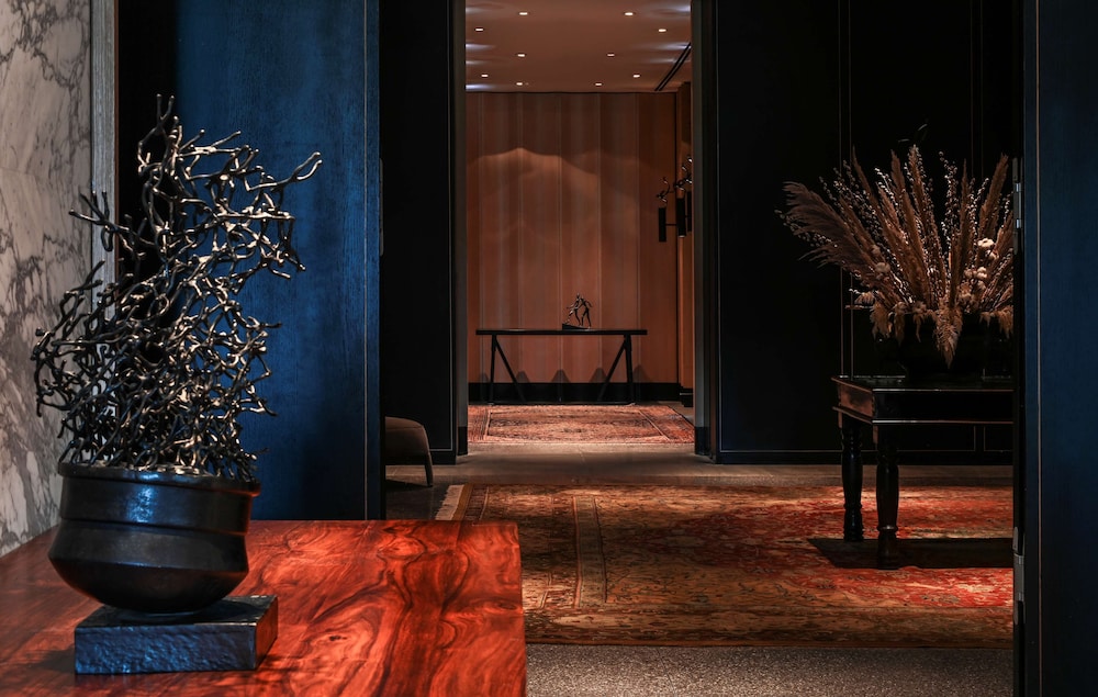 Grand Hyatt Gurgaon 44/48