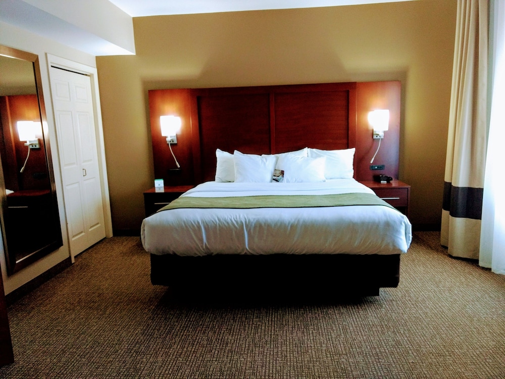 Comfort Suites Johnson City Near University 15/36