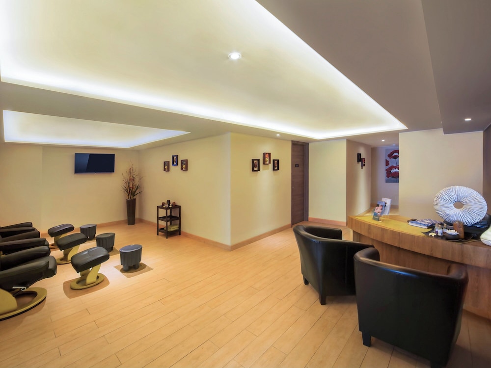 Fox Hotel Pekanbaru 24/50