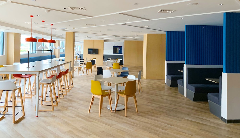 Holiday Inn Express Shanghai Jiading New City 17/19