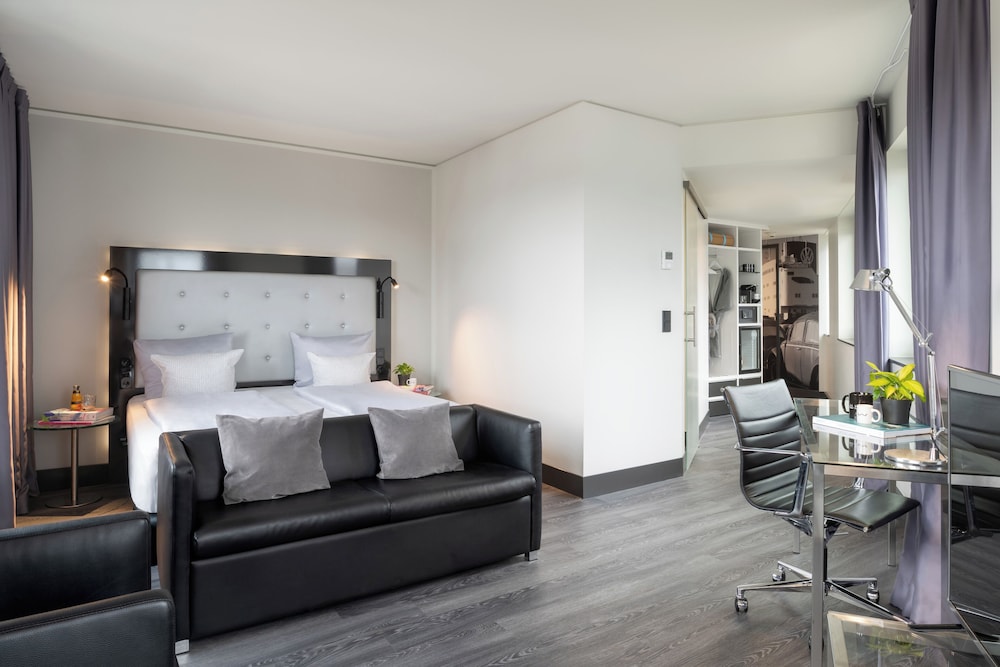 Loft, Twin Beds, Innside By Meliá Wolfsburg 2/8