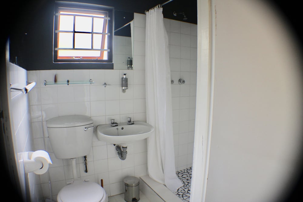 Selborne Bed And Breakfast 45/50