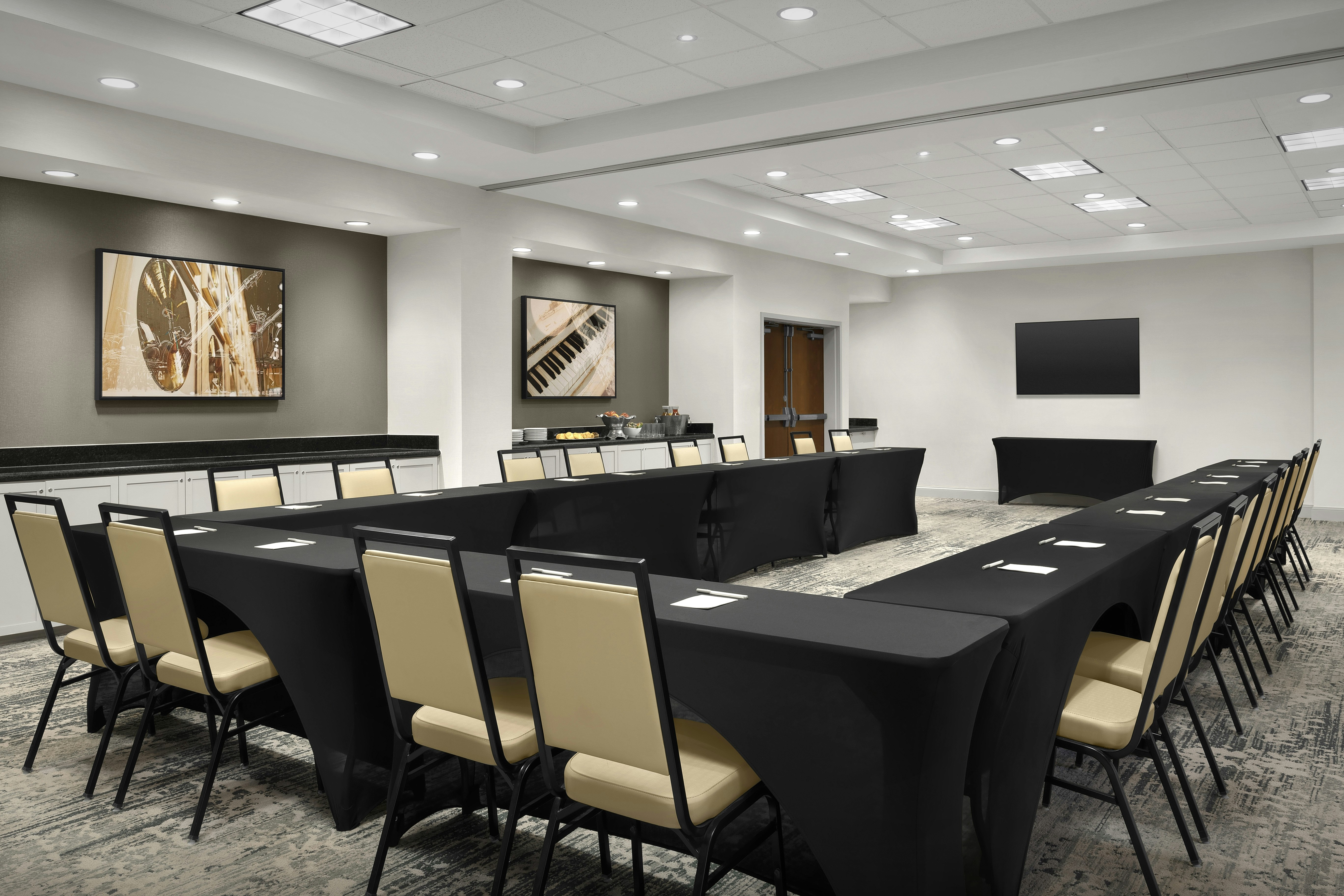 Hilton Garden Inn Macon / Mercer University 36/52