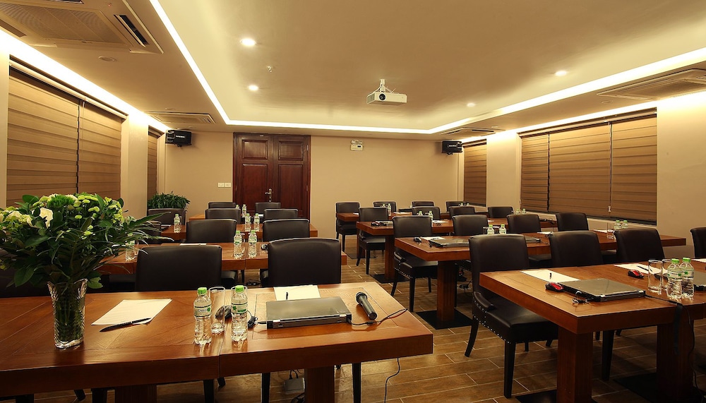 Western Hanoi Hotel 59/63