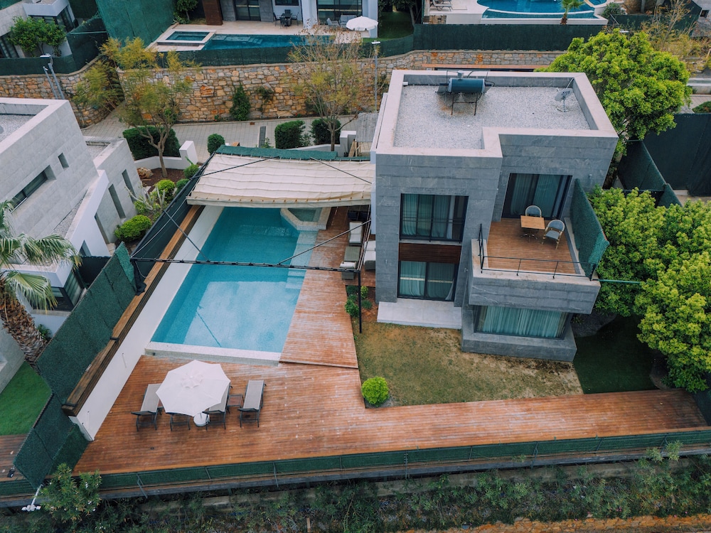 Alya Sierra Bodrum 5/60