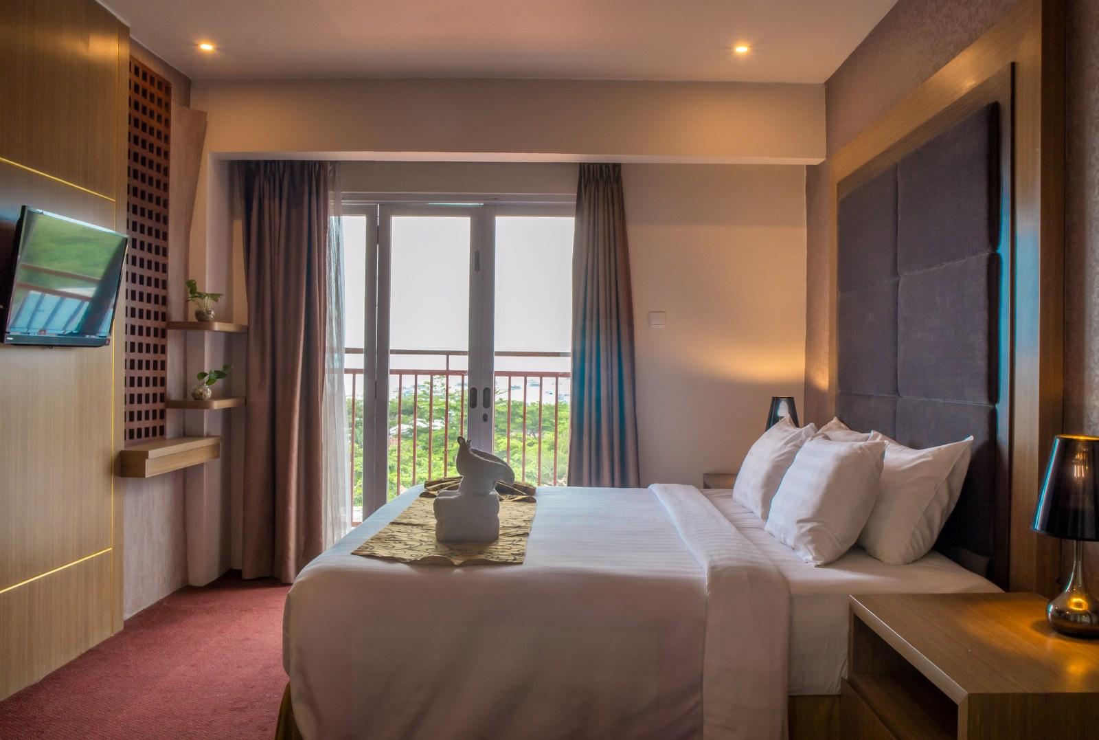 Suite, Queen Bed