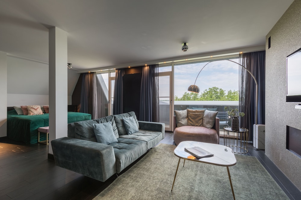 Van Der Valk Hotel Volendam 41/68
