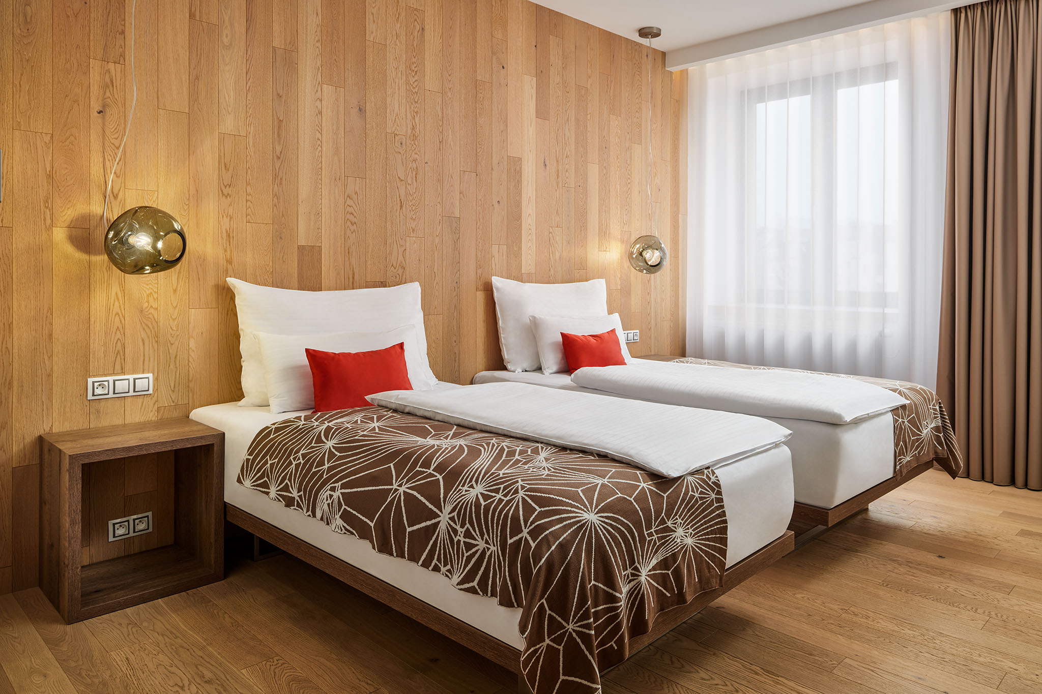 Standard, Double or Twin Bed