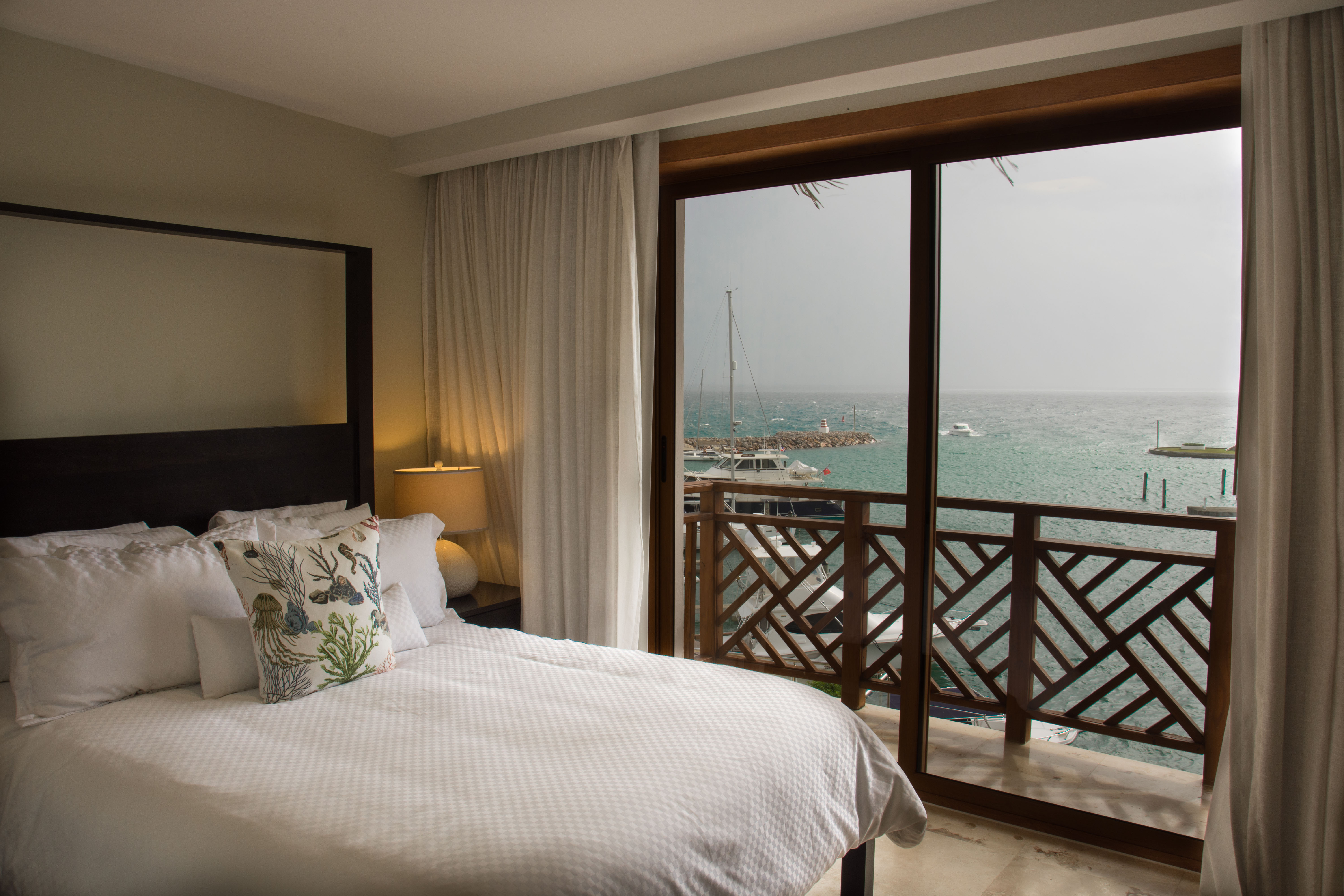 1 Bedroom Suite Ocean View