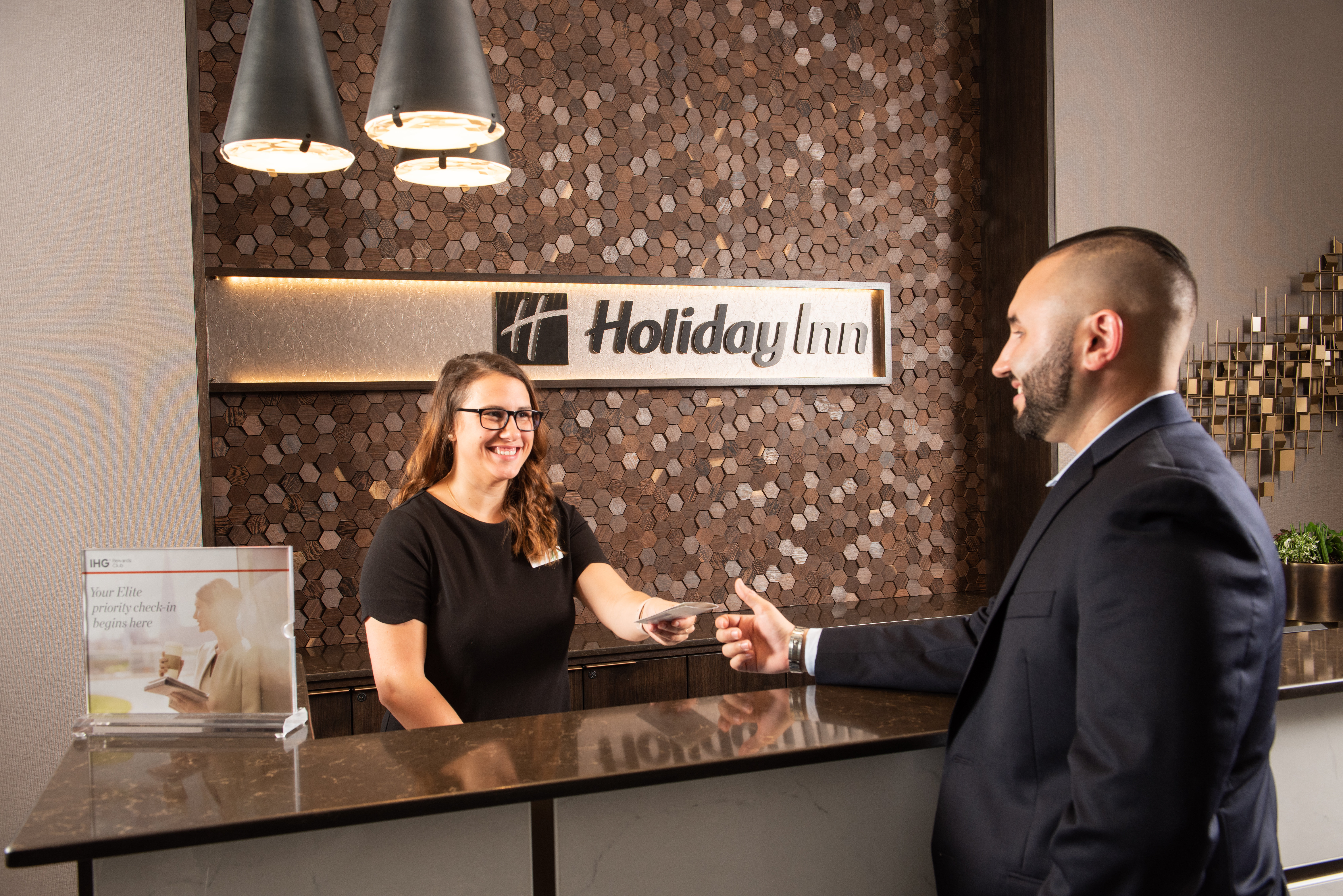 HOLIDAY INN BOSTON LOGAN AIRPORT - CHELSEA 9/64