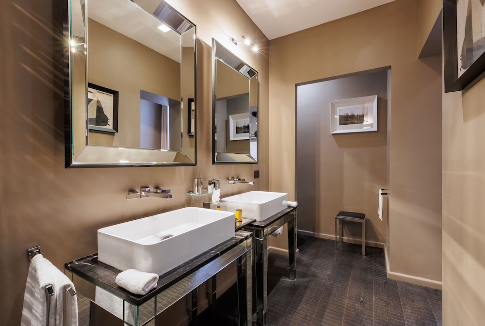 DOM Hotel Roma 47/50